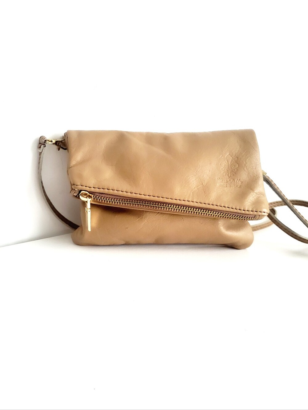 Vera Pelle Leather Tan Crossbody Bag